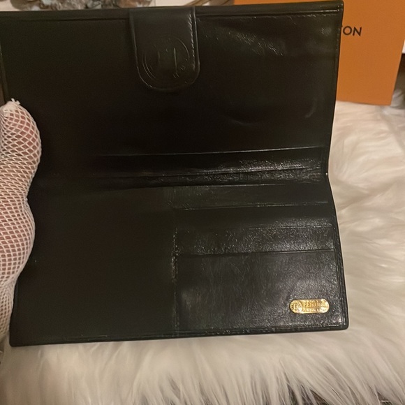 Authentic Fendi Blake wallet - Picture 7 of 12